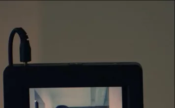 VIDEO : Throwback