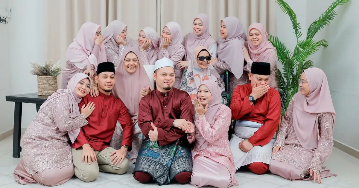 10 Beradik Tulis Nota Buat Ibu Tunai Haji Sendirian, “Mak, Ini Coklat Untuk Lapik Perut Tau”