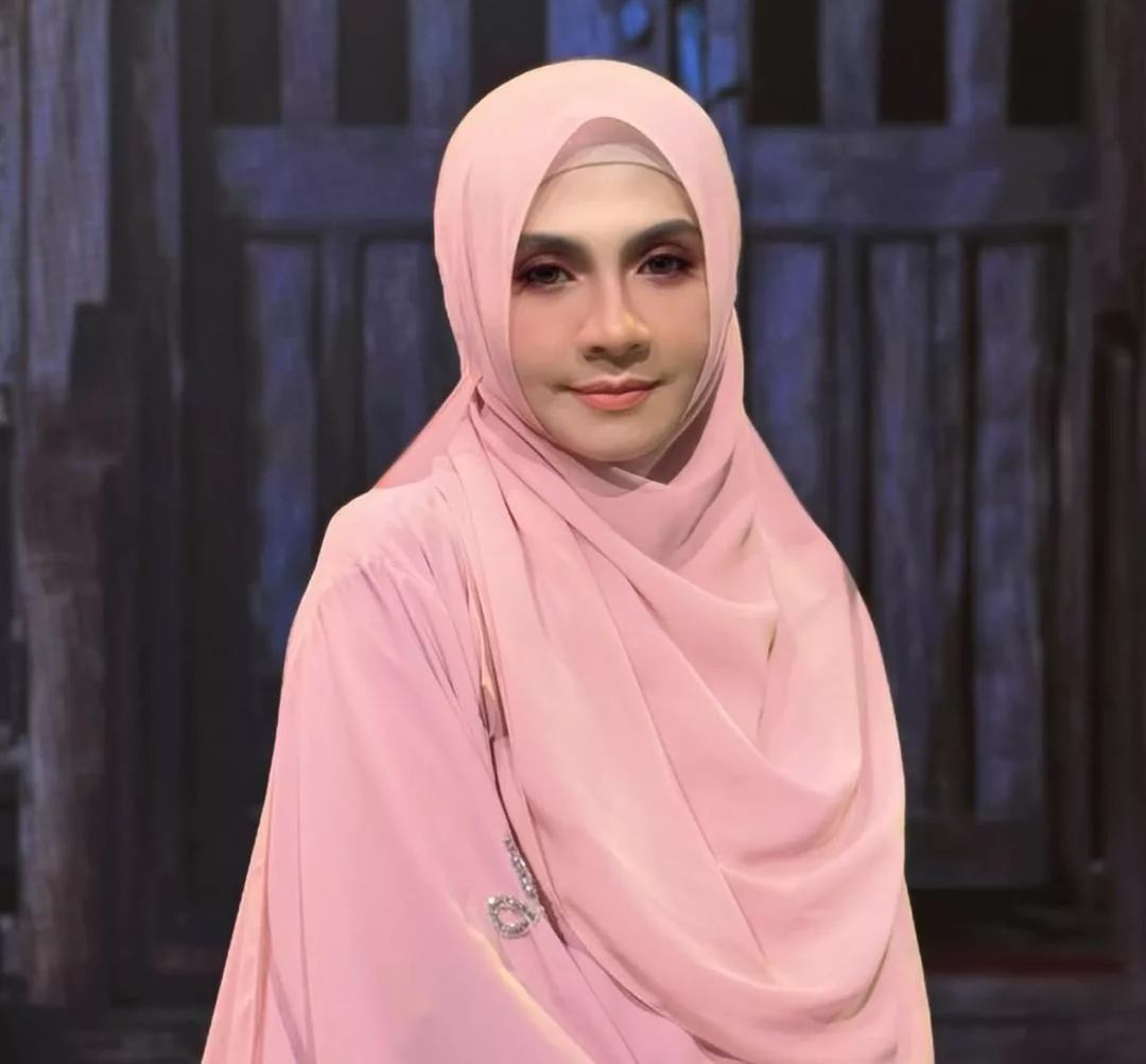 Zizi Kirana Kongsi Momen Bersama Keluarga Bekas Suami, “Abah & Mak Tetap Orang Tua Saya…”