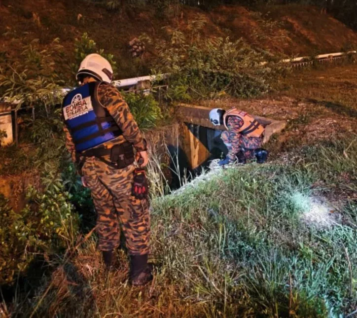 Budak 10 Tahun Dikhuatiri Lemas Jatuh Longkang Ketika Hujan Lebat