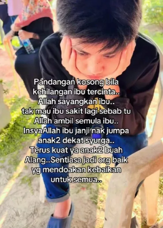 Setia Jaga Ibu Sakit Kanser Hingga Akhir Hayat, Kisah Anak Ini Buat Ramai Sebak