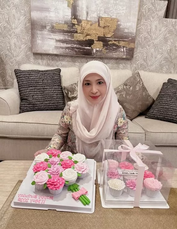 “Saya Manusia Biasa...” , Luahan Pengurus Siti Nurhaliza Tentang Amanah Bergelar Ibu Diusia 26 Tahun 4 “Saya Manusia Biasa…” , Luahan Pengurus Siti Nurhaliza Tentang Amanah Bergelar Ibu Diusia 26 Tahun