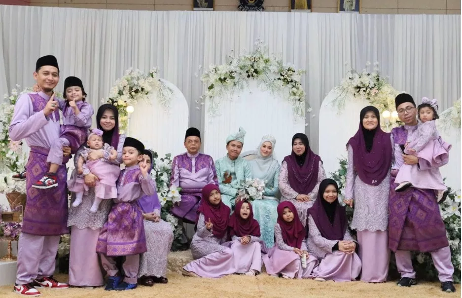Rahsia Keluarga Bahagia Datuk Ustazah Siti Nor Bahyah, Solat Berjemaah & Usrah Jadi Amalan 5 Rahsia Keluarga Bahagia Datuk Ustazah Siti Nor Bahyah, Solat Berjemaah & Usrah Jadi Amalan