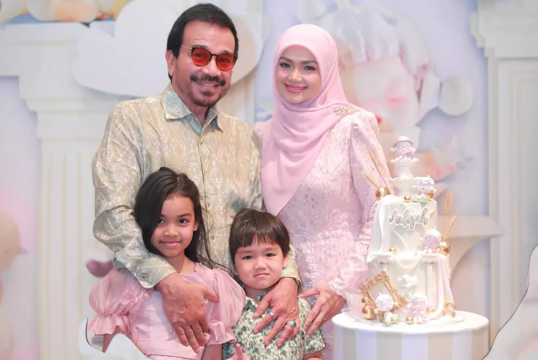 Usia Bukan Penghalang, 5 Pasangan Selebriti Ini Bukti Usia Bukan Penghalang Bahagia