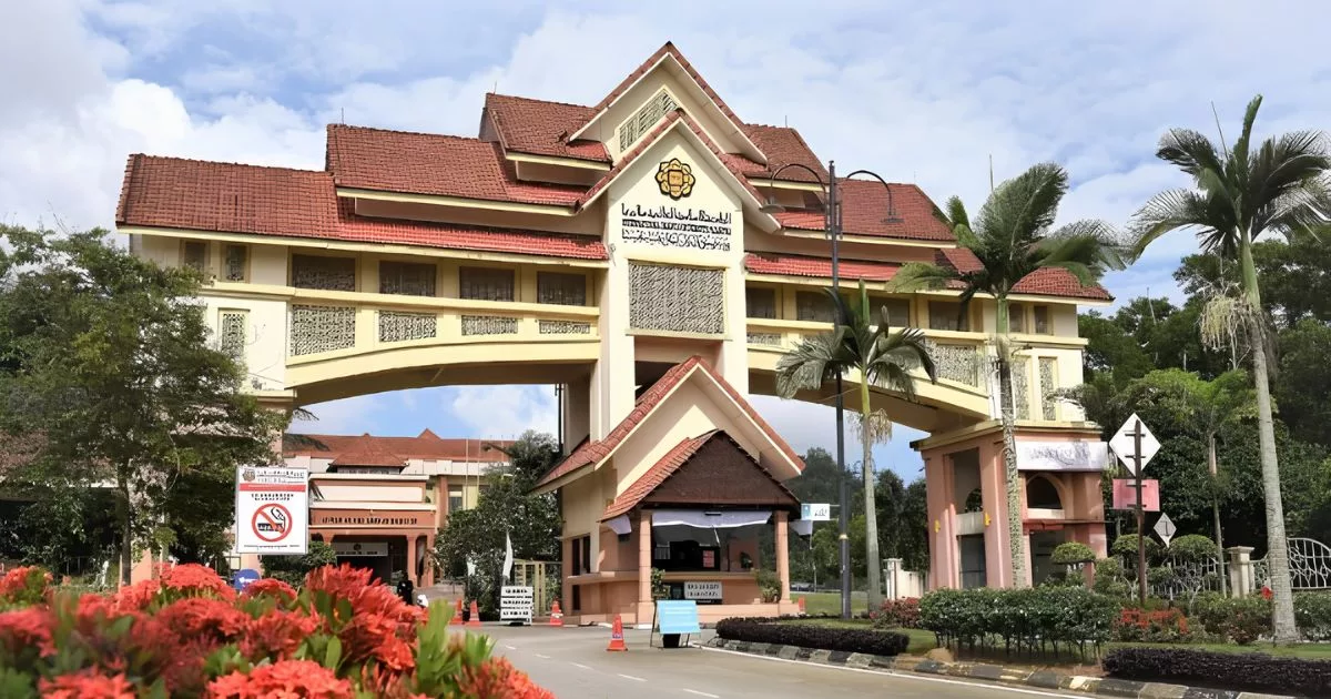 Luar Biasa, 8 Pasangan Kembar Daftar Masuk UIAM Serentak!