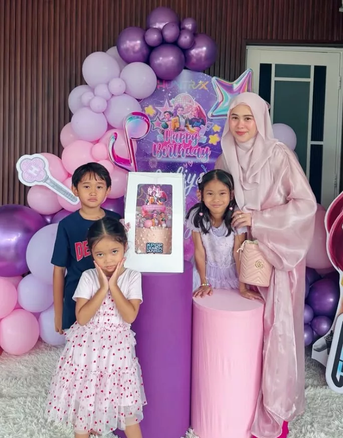 “Mak Mentua Tetap Mak Mentua”, Dr. Fie Doakan Mak Jenny Cepat Sihat