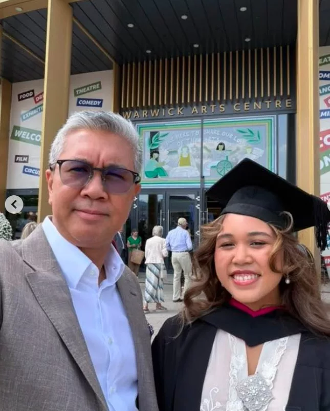 Tengku Zafrul Bangga Anak Raih First Class, Kini Sambung Pengajian Di Oxford