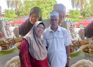 54 Tahun Berkahwin, Pasangan Warga Emas Ini Masih Romantik Macam Pengantin Baru