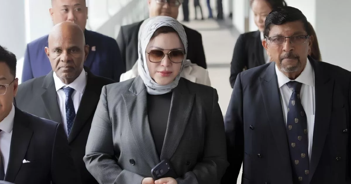 Zizie Izette Sebak Selepas Dibebaskan Kes Rasuah RM2.8 Juta, Terkenang Arwah Suami 4 Zizie Izette Sebak Selepas Dibebaskan Kes Rasuah RM2.8 Juta, Terkenang Arwah Suami