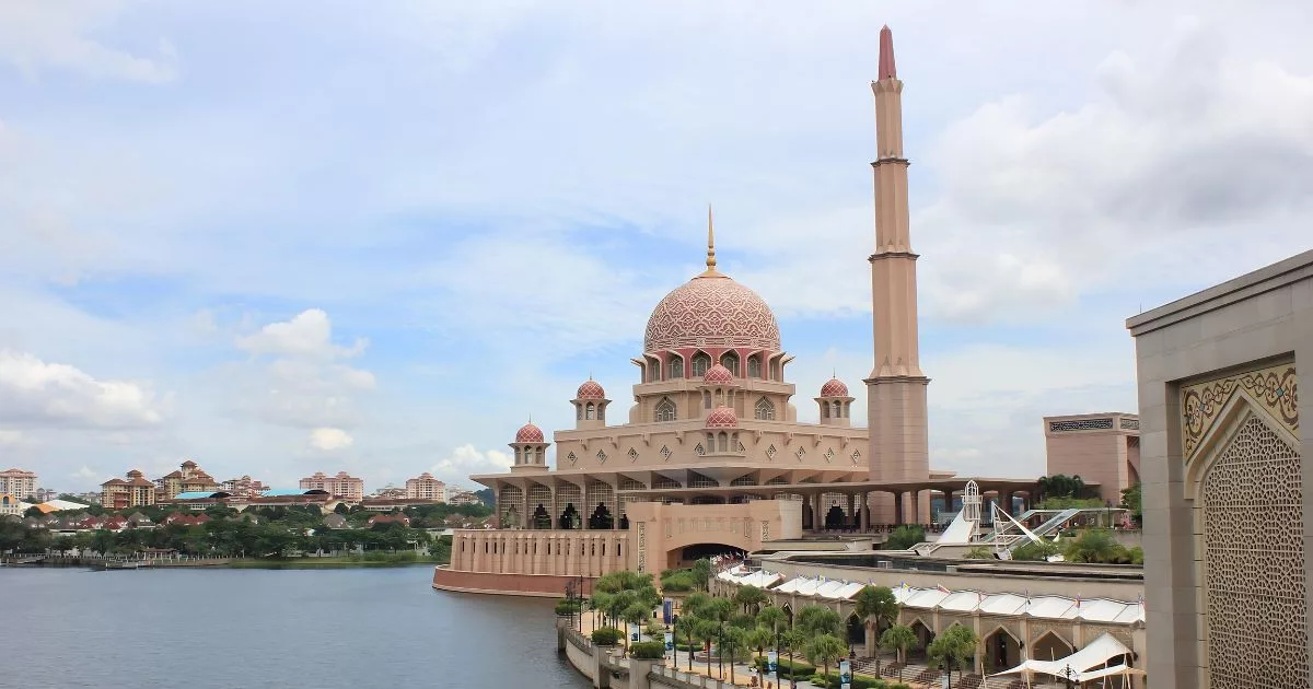 Aktiviti Hari Merdeka: 5 Idea Menarik & Meriah Untuk Seisi Keluarga 10 Aktiviti Hari Merdeka: 5 Idea Menarik & Meriah Untuk Seisi Keluarga