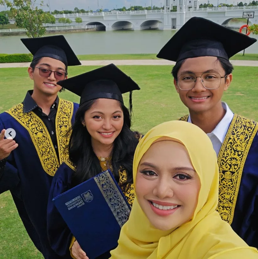 “Mama Hanya Ada SPM, Tapi Berjaya Didik Kami” Anak Raja Azura Pertahan Ibu 7 “Mama Hanya Ada SPM, Tapi Berjaya Didik Kami” Anak Raja Azura Pertahan Ibu