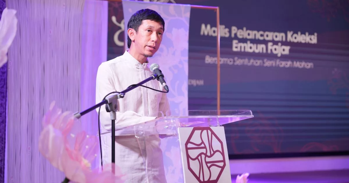 Embun Fajar Siti Khadijah, Koleksi Eksklusif Memukau Angkat Keindahan Batik Moden 5 Embun Fajar Siti Khadijah, Koleksi Eksklusif Memukau Angkat Keindahan Batik Moden