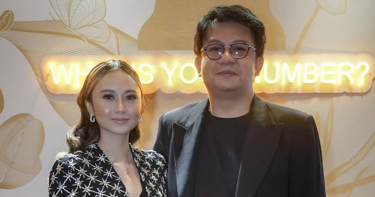 Intan Najuwa Titip Ucapan Manis Sempena Anniversary Ketiga. “Awak Ada Saat Saya Paling Rapuh” 4 Intan Najuwa Titip Ucapan Manis Sempena Anniversary Ketiga. “Awak Ada Saat Saya Paling Rapuh”