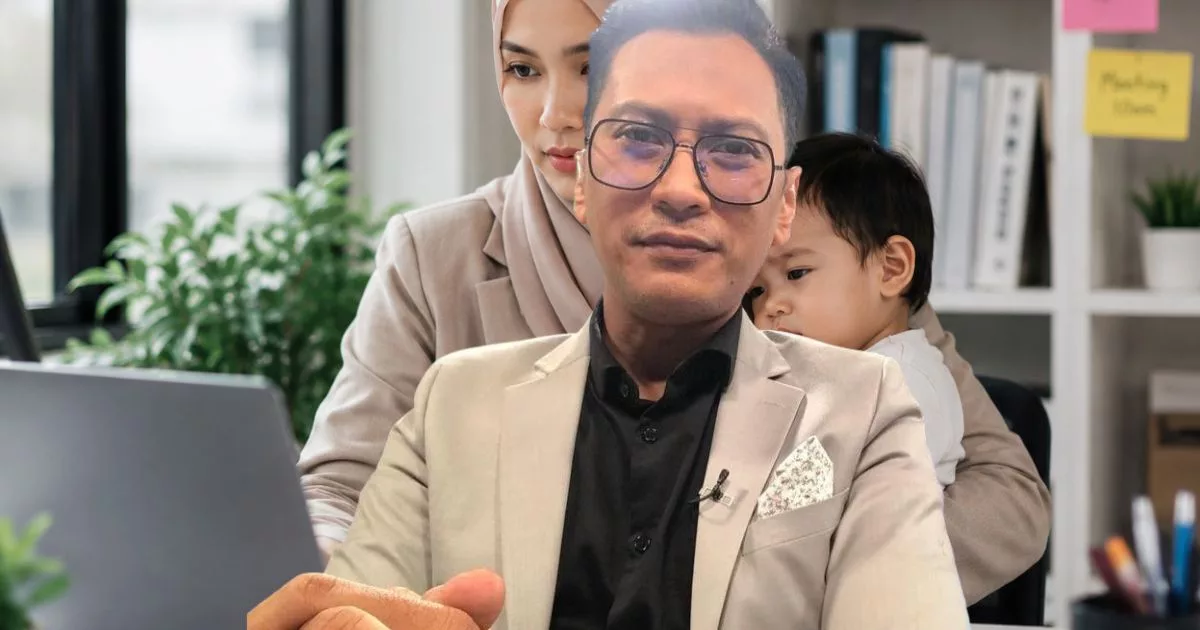 “Anak Sakit Bukan Boleh Rancang” AG Hot FM Dipuji Pertahankan Ibu Bekerja 4 “Anak Sakit Bukan Boleh Rancang” AG Hot FM Dipuji Pertahankan Ibu Bekerja