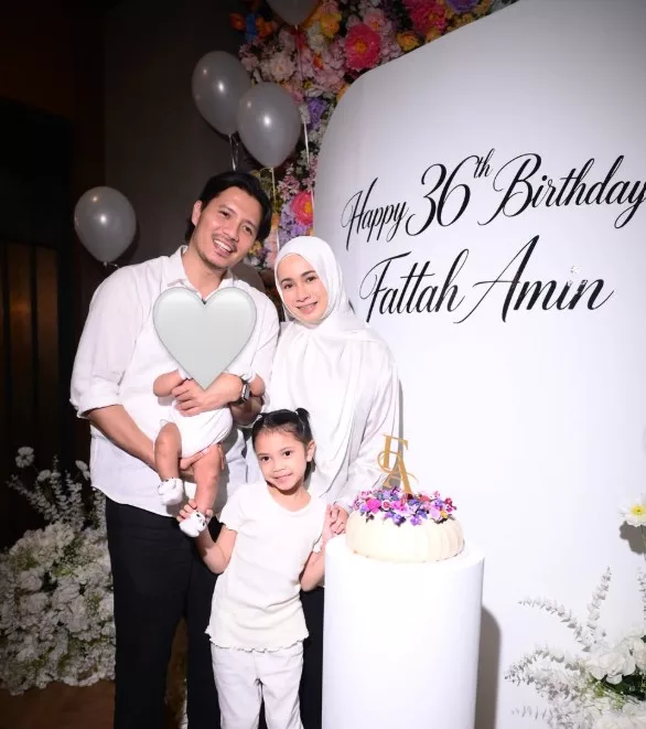 Fattah Amin Sambut Hari Lahir Ke-36, Kejutan Istimewa Amira Othman Penuh Bahagia