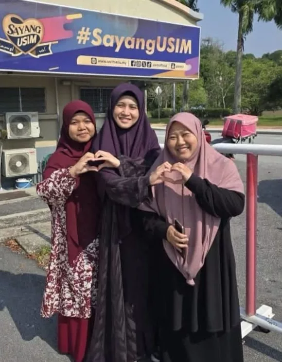 “Orang Kata Saya Buta Grammar…”, Ustazah Asma’ Harun Belajar Seminggu, Berjaya Raih Band 4.5 2 “Orang Kata Saya Buta Grammar…”, Ustazah Asma’ Harun Belajar Seminggu, Berjaya Raih Band 4.5