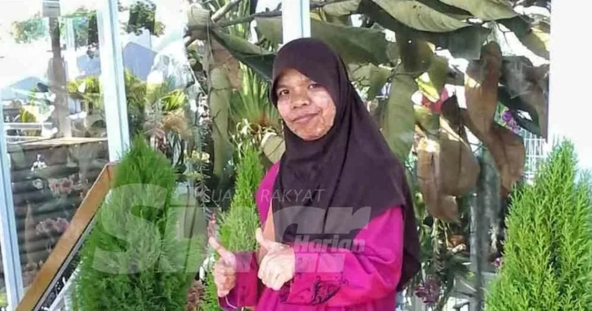 Lebihan Kulit Berbiji Tumbuh Lepas Tamat SPM, Kak Noor Anggap ‘Hadiah’ Daripada Allah 2 Lebihan Kulit Berbiji Tumbuh Lepas Tamat SPM, Kak Noor Anggap ‘Hadiah’ Daripada Allah
