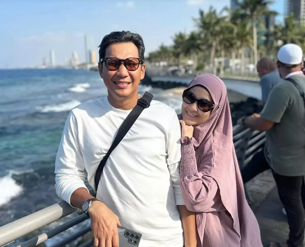 “Alhamdulillah, It’s A Boy!” Raja Farah Selamat Timang Anak Kelima