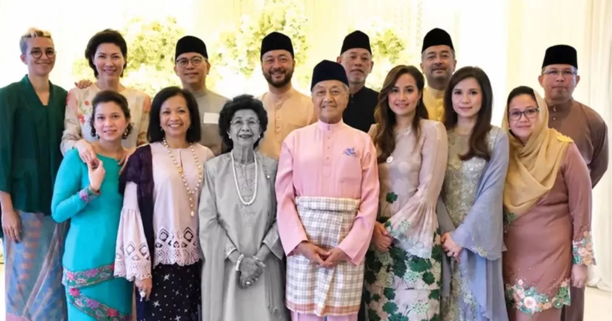 Pesanan Tun Siti Hasmah Buat Isteri & Ibu, “Kena Banyak Bersabar” 2 Pesanan Tun Siti Hasmah Buat Isteri & Ibu, “Kena Banyak Bersabar”