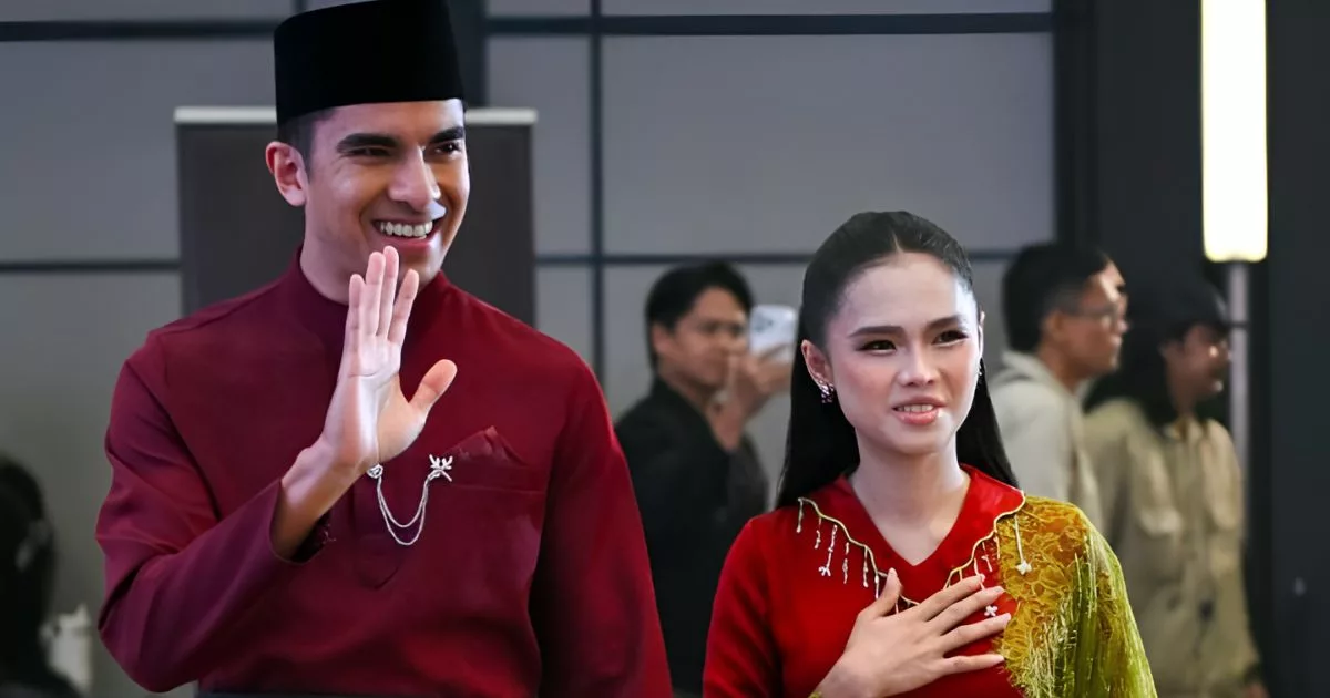Syed Saddiq Utamakan Kewangan, Pilih Majlis Kahwin Sederhana Bersama Bella Astillah 2 Syed Saddiq Utamakan Kewangan, Pilih Majlis Kahwin Sederhana Bersama Bella Astillah