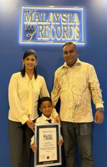“Setiap Anak Ada Keistimewaan…” Usia Baru 4 Tahun, Gaeshwin Raih 2 Rekod Dunia! 3 “Setiap Anak Ada Keistimewaan…” Usia Baru 4 Tahun, Gaeshwin Raih 2 Rekod Dunia!
