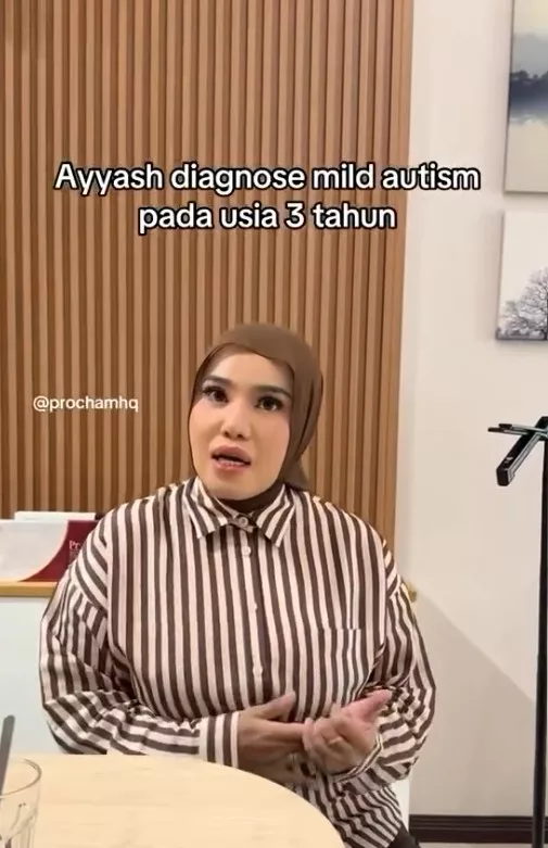 Watie Dedah Ayash Disahkan Mild Autism Sejak Usia Tiga Tahun, “Kena Ajar Rutin Sama Setiap Hari” 2 Watie Dedah Ayash Disahkan Mild Autism Sejak Usia Tiga Tahun, “Kena Ajar Rutin Sama Setiap Hari”